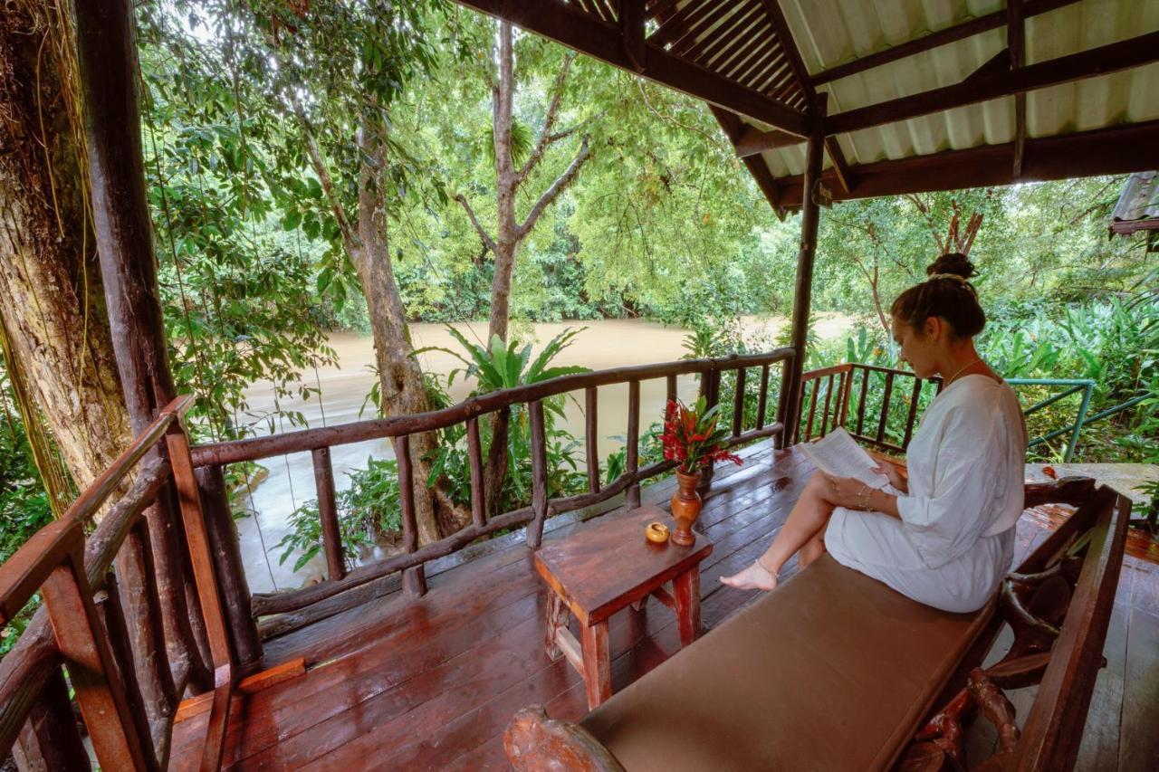Khao Sok Riverside Cottages Khao Sok National Park エクステリア 写真