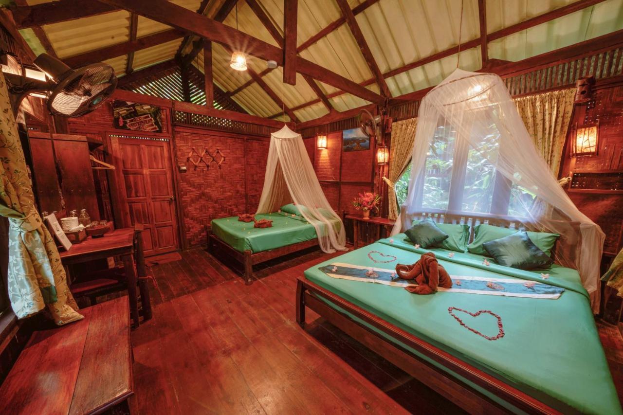 Khao Sok Riverside Cottages Khao Sok National Park エクステリア 写真