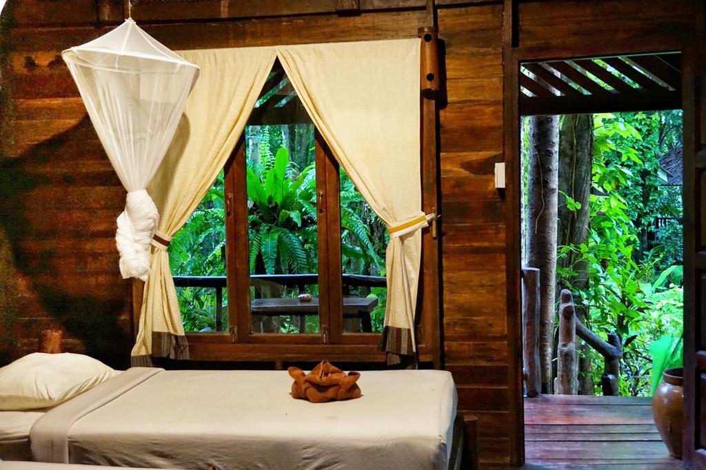 Khao Sok Riverside Cottages Khao Sok National Park エクステリア 写真